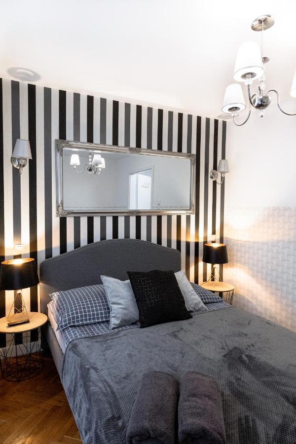Clicktheflat Old Town Apart Rooms Varsavia Esterno foto